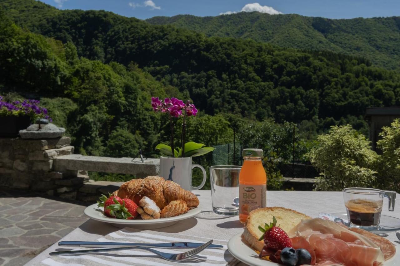 Ca Piodee Bed and Breakfast Faggeto Lario Exteriör bild